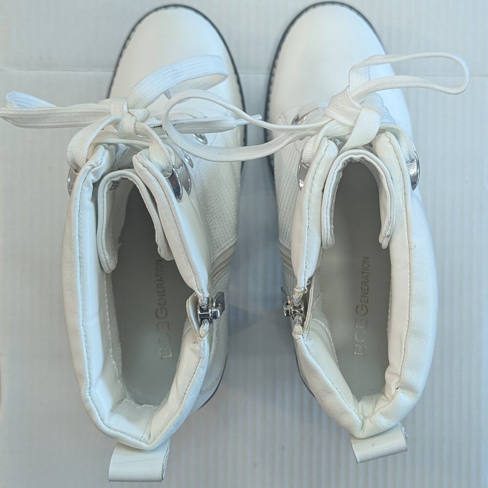 Winter White, heeled, feminine, rubber, lug-sole boots - Size US8 / EU38.5 - Picture 6 of 7